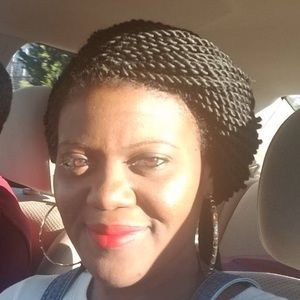 Meet your Posher, Roniko